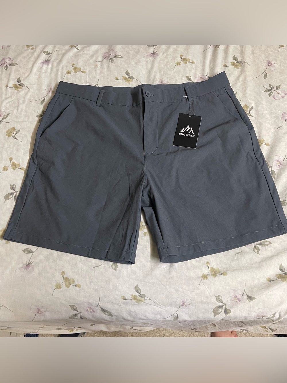 Men's Dark Grey Flat-Front Performance Shorts - Picture 3 of 9